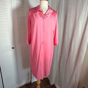 Vanity Fair Nightgown Size L Vintage 80's Dark Pink Grandmacore Sleepwear
